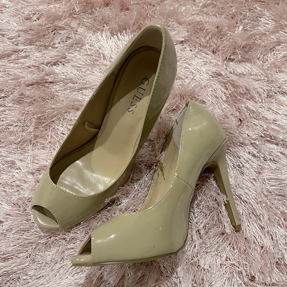 Guess Nude Peep Toe Stilettos - Picture 2 of 3